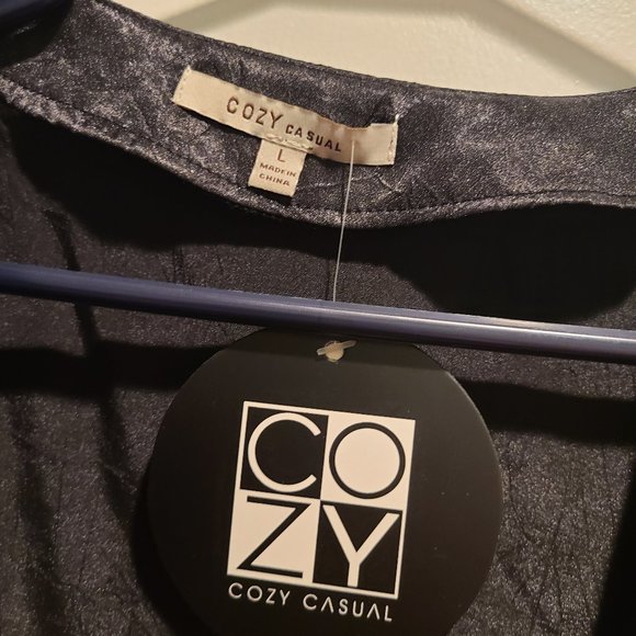 NWT Cozy Casual Black Wrap Blouse - Picture 4 of 5